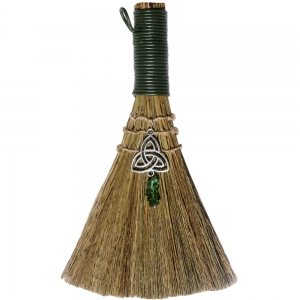 WICCA BROOM - Triquetra with Green Aventurine 20cm