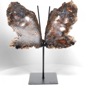 BUTTERFLY - Agate on Metal Stand 2307gms 43cm x 38cm