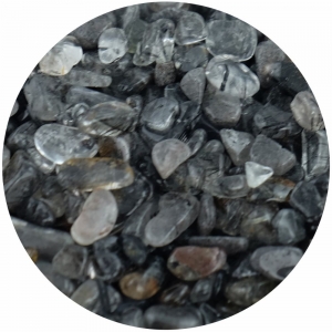 CRYSTAL CHIPS -  CRYSTAL WITH BLACK RUTILE 5-8mm per 100gms