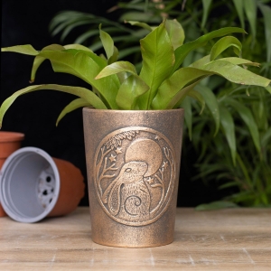 Lp Moon Gazing Hare  Bronze Terracotta Plant Pot
