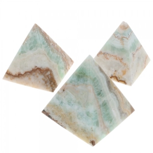 PYRAMID - Carribean Calcite Green per 100gms